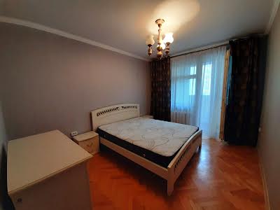 квартира по адресу Кловский спуск, 14/24