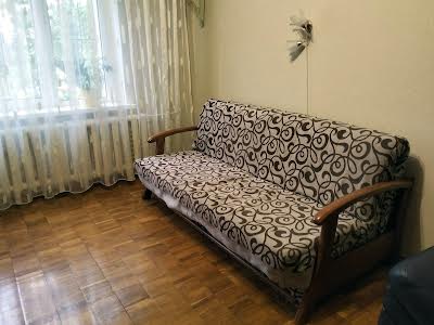 квартира за адресою Райдужна вул., 37