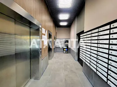 квартира за адресою Озерна вул., 27а