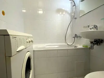 квартира за адресою Метробудівська, 6