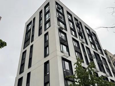 квартира за адресою Салютна вул., 2