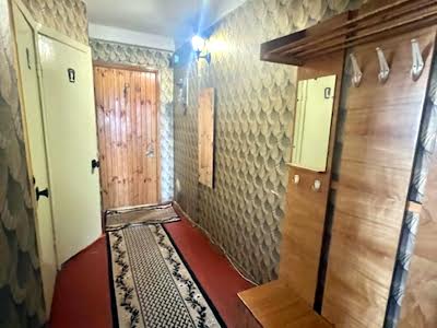 квартира по адресу Чернобыльская ул., 11