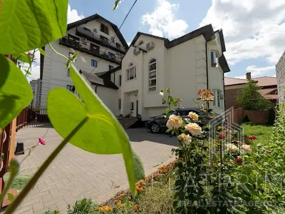 квартира по адресу Киев, Творческая ул., 6