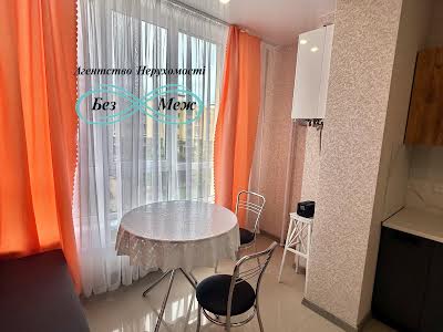 квартира за адресою Воронківська вул., 5