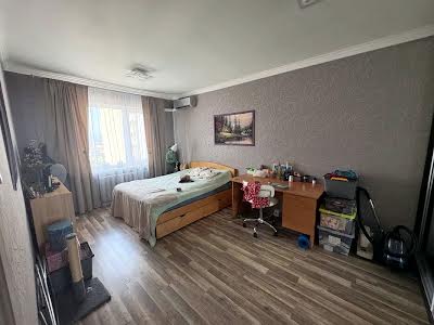 квартира за адресою Урлівська вул., 36