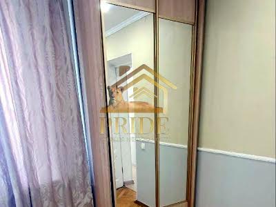 квартира за адресою Лесі Українки бульв., 12