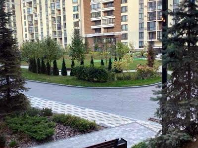 квартира за адресою Журавлина, 4