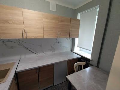 квартира за адресою вул. Академіка Корольова, 10-в