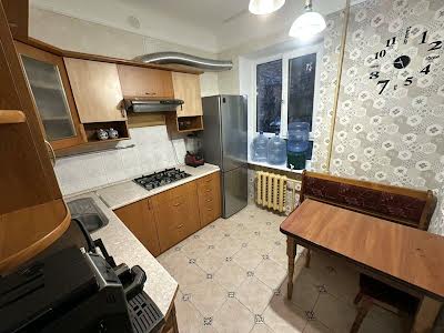 квартира за адресою Донецька вул., 18/2
