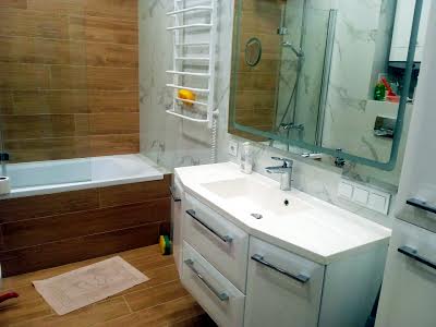 квартира за адресою Композитора Мейтуса вул., 4