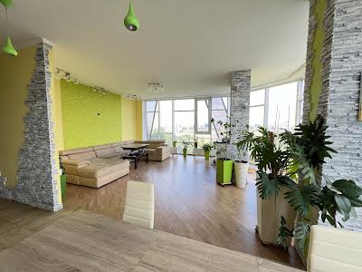 квартира за адресою Авіаконструктора Антонова вул., 2-Б