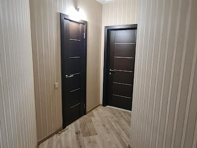 квартира за адресою Срібнокільська вул., 1