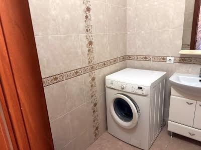 квартира за адресою Здолбунівська вул., 13