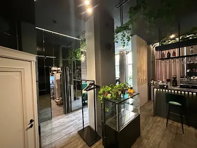 комерційна за адресою Березнева вул., 12