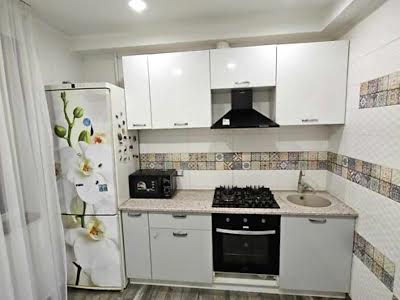 квартира по адресу Червоной Калины просп. (Владимира Маяковского), 38