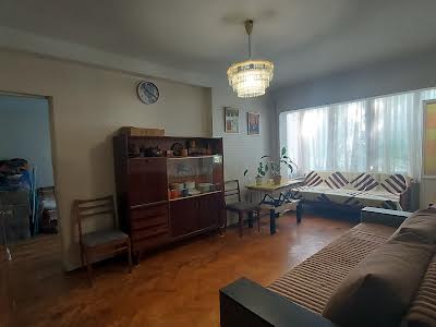 квартира за адресою Раїси Окіпної вул., 7-А