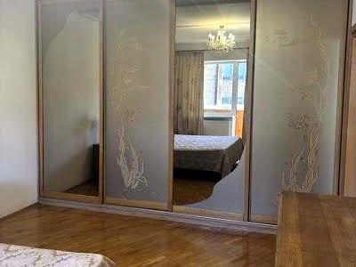 квартира за адресою Юрківська вул., 28