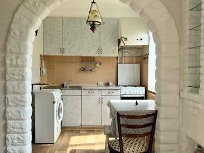 квартира за адресою Симиренка вул., 5