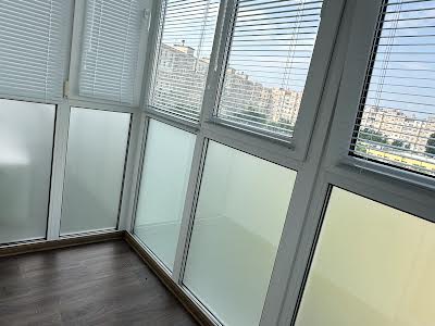 квартира за адресою Прирічна вул., 17