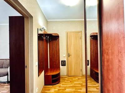 квартира по адресу Миколы Бажана просп., 12