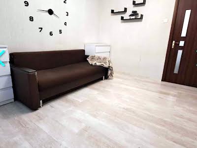 квартира за адресою Артеківська вул., 27