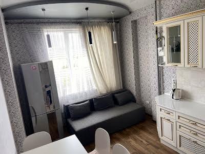квартира за адресою Домобудівельна вул., 5