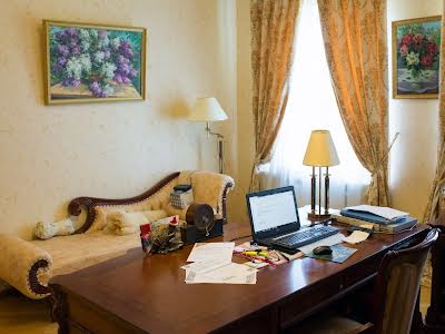 будинок за адресою Шкільна, 19б