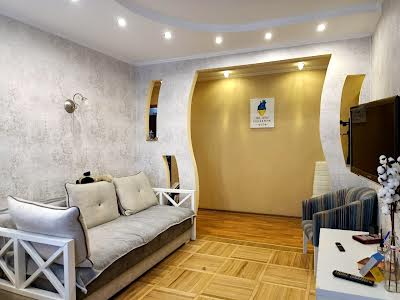 квартира за адресою Дерев'янка вул., 3б