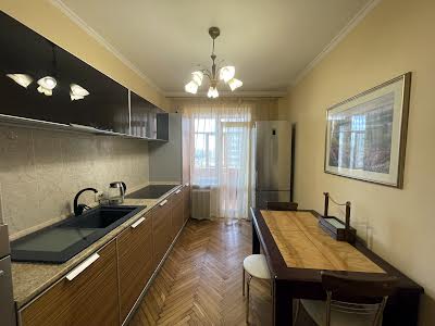 квартира за адресою Лесі Українки бульв., 21-Б