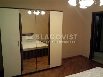 квартира за адресою Ніжинська вул., 5