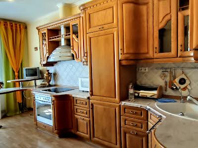 квартира за адресою Бульварно-Кудрявська вул. (Воровського), 11а