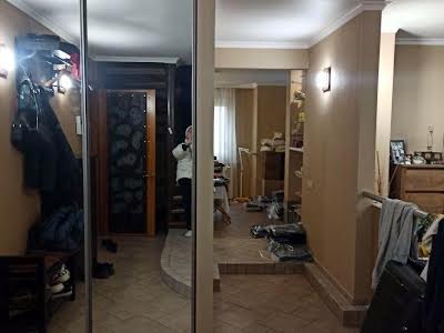 квартира по адресу Клочковская ул., 105А