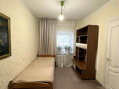 квартира по адресу Леся Курбаса просп., 18-Г