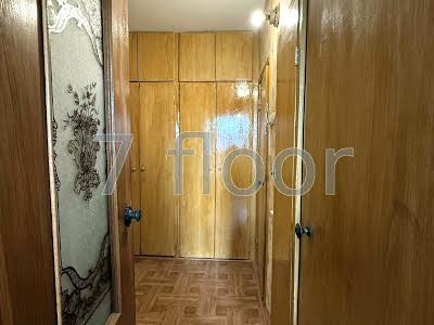 квартира за адресою Оноре де Бальзака вул., 18