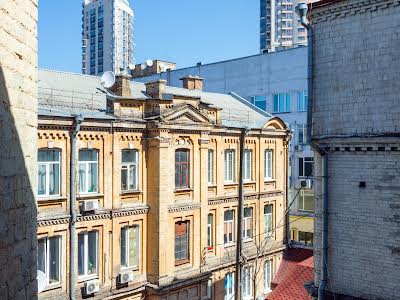 квартира за адресою Симона Петлюри вул. (Комінтерну), 22