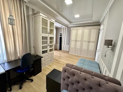 квартира за адресою Кожум'яцька вул., 14в