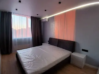 квартира за адресою Родини Крістерів вул., 14