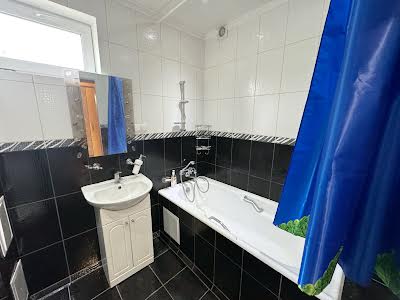будинок за адресою Кооперативна вул., 5