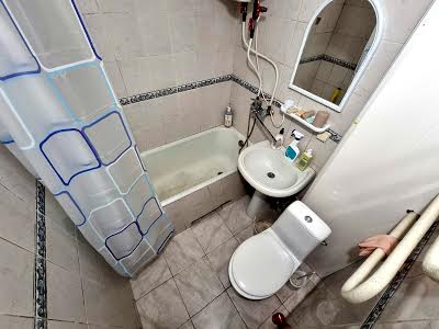 квартира за адресою Романа Ратушного вул. (Волгоградська), 39