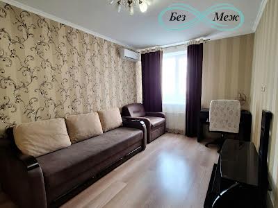 квартира за адресою Боголюбова вул., 10