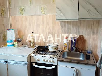 квартира за адресою Космонавтів вул., 13