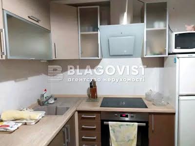 квартира по адресу Александра Мишуги ул., 3