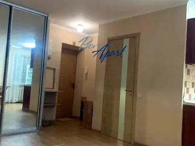квартира за адресою Тополева вул., 6