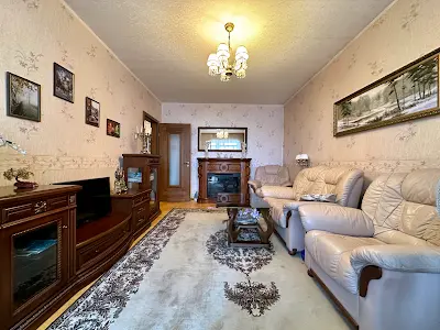 квартира за адресою Ревуцького вул., 44