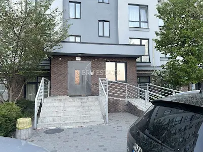 квартира по адресу с. Хотов, Промислова ул., 1-Б