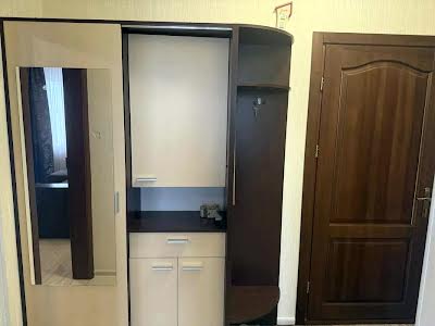 квартира по адресу Софии Русовой ул., 3