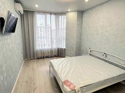 квартира за адресою Молодіжна вул., 2