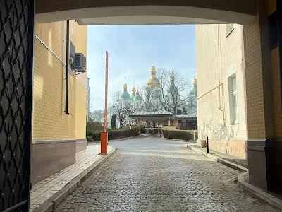 квартира за адресою Володимирська вул., 20/1