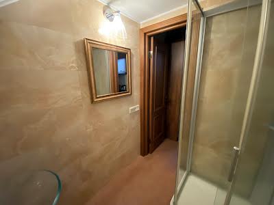 квартира за адресою Клінічна вул., 28