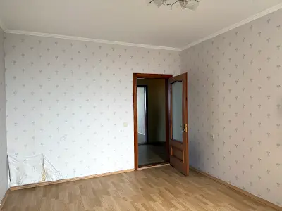 квартира за адресою Миколи Амосова вул., 4